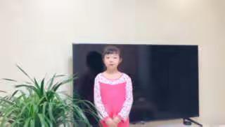 成长之路，古诗相伴！四年一班同学“宅”在家里背古诗