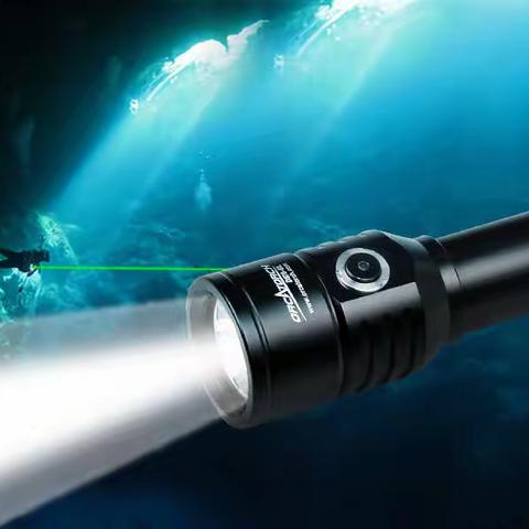 潜水爱好者必看！一支激光+强光的潜水手电筒推荐