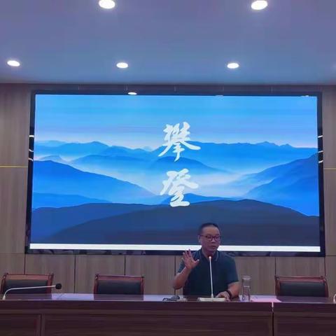 风正帆满盼启航——高新区初中八年级学生素质训练掠影