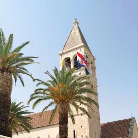 游览特罗吉尔 Trogir 世界文化遗产古城