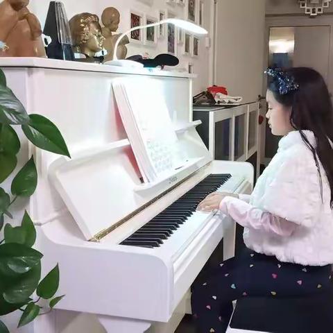 麦奇学习钢琴之路(5)                                                                      2021年