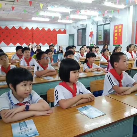 海口市中亚学校一一环保科普进校园之“生命之水”