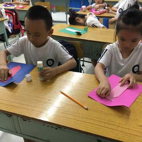 海口中亚学校学前班一一父亲节的礼物