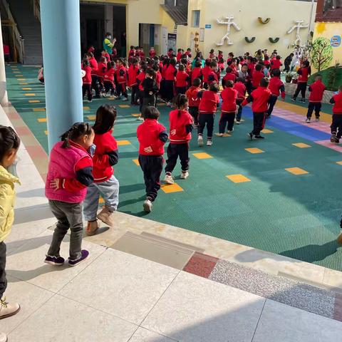 11月9日全国消防日，消防演练防未“燃” 安全陪伴幼“童”行——童蕾幼儿园消防安全演练活动