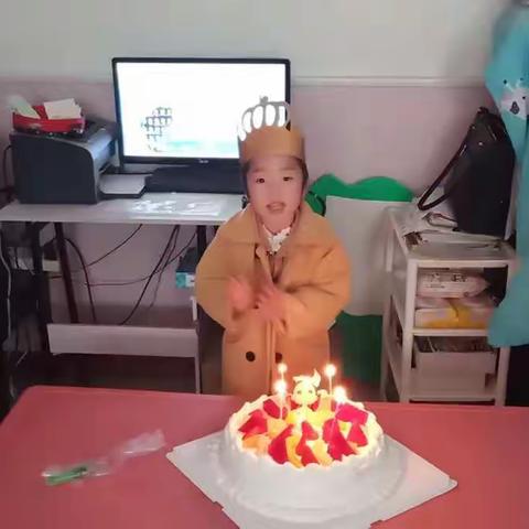 祝于静怡小美女生日快乐！🎉🎉🎉