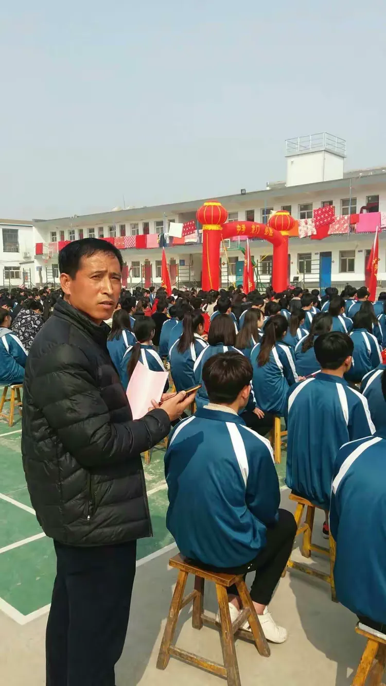 十年寒窗磨利剑,六月沙场试锋芒