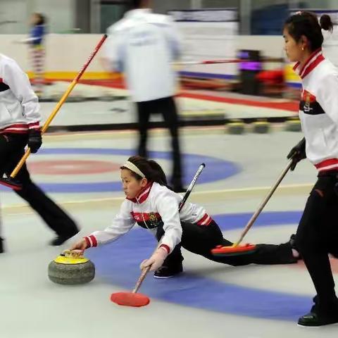 贝童冰雪运动俱乐部】激情冰雪 ，  相约冬奥––旱地冰壶体验活动来啦！
