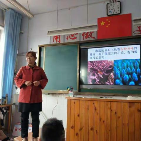 教无定法，学无止境——平原县龙门小学语文组听评课及硬笔书法展评活动