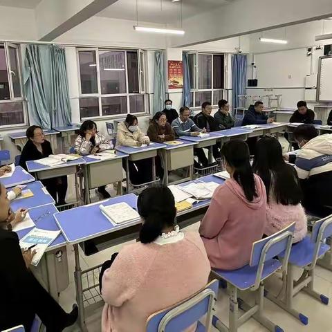 深耕细研踏歌行，共谱教研新篇章——物理组集体教研活动