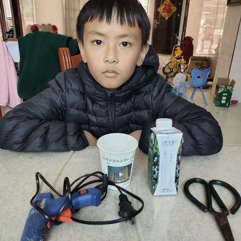 401班童子宸[变废为宝—自制饮水机]