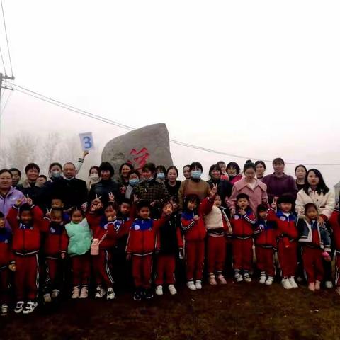 金港世纪幼儿园中二班--和大自然来一场约会~