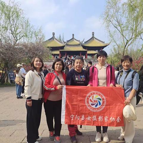 烟花三月下扬州—                        女摄协扬州采风纪实