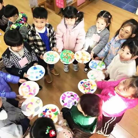 擦亮幼儿园的“红”底色