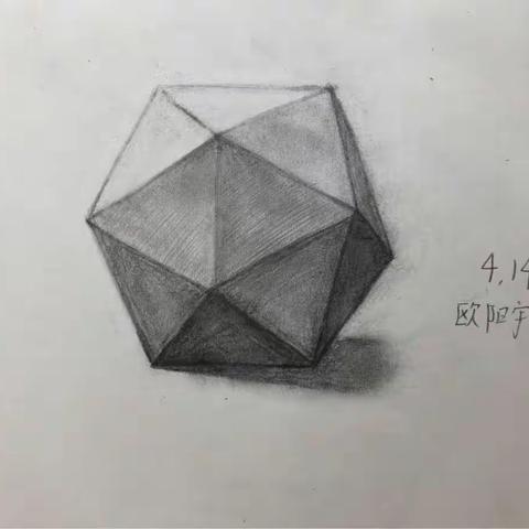 素描班第五节课的作品展示