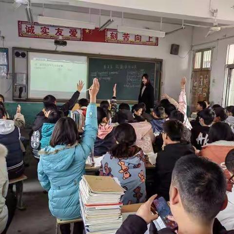 校际交流促提升 学习借鉴提内涵——陈棚中学和龙湖中学开展校际交流活动