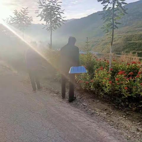 美化环境,幸福乡村—石门乡罗卜沟村在行动