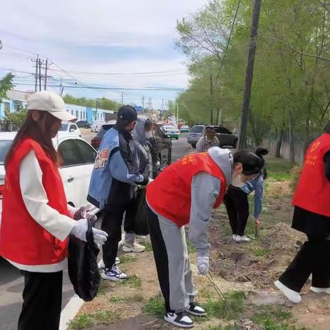 市档案史志馆开展“文明健康 绿色环保”志愿服务活动