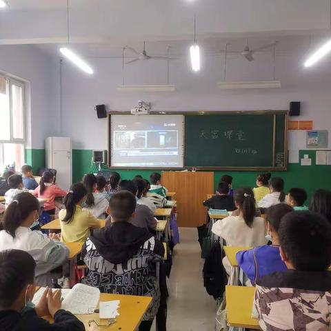 2022.11.3赞美我们的同学们