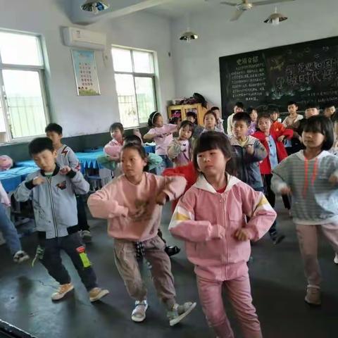 【尹庄教育】东车小学“六一”儿童节节目汇演紧锣密鼓地进行中