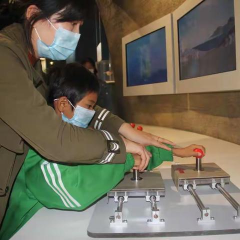 枝江市特殊教育学校：走进科技馆，放飞科技梦