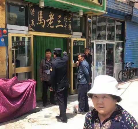 日常工作不松懈，城市管理不缺位