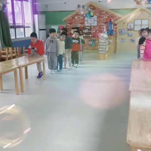 【中四班】“记录幼儿园的美好时光”