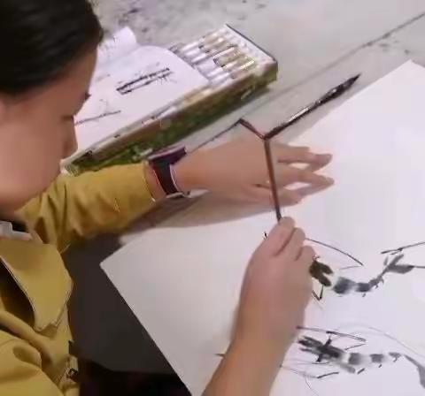 2020年将过去，感谢各位家长对学习班的信任，支持，在这一年的学习中，同学们收获满满，现将部分学生作品展示。