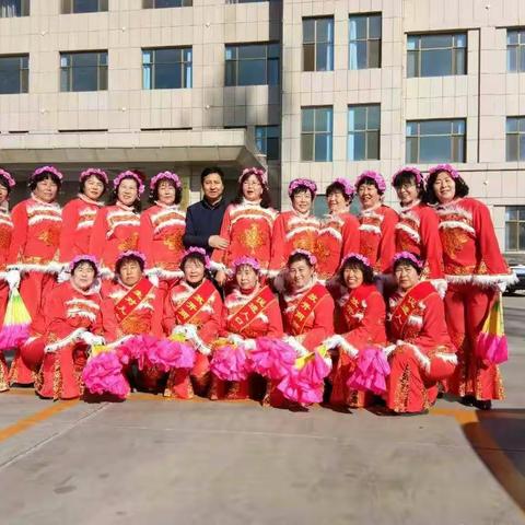 北什轴广场舞队，越活越年轻，祝北什轴村民永远快乐。