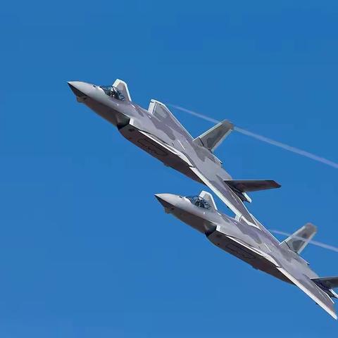 七律 观珠海航展有感