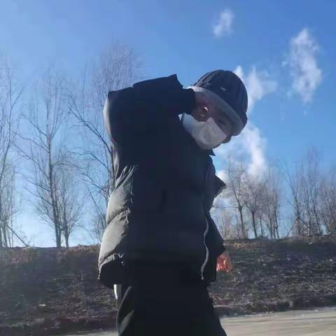 汽开区第二实验小学 一年四班 张宸硕