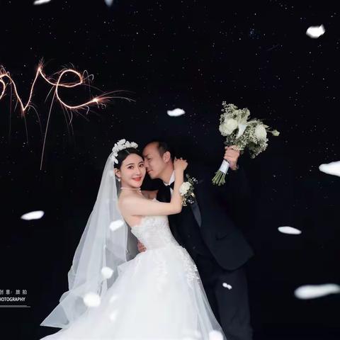 星夏爱罗拉旅拍-纯色内景