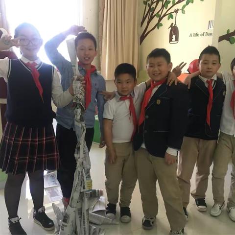 2017.5.12心语社社团活动：报纸搭塔