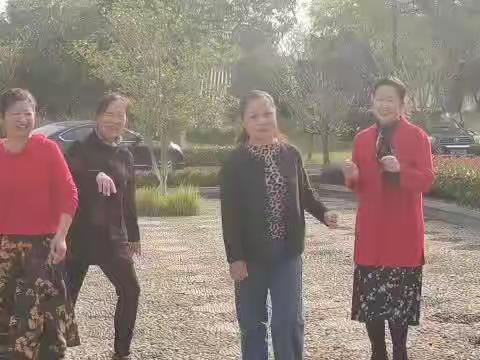 美美细姐姐的家族亲情相聚＂菜榨农庄”