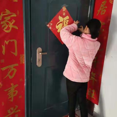 段萱乘的多彩年假。