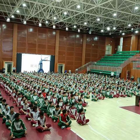 相信自己  成就自己                           ——记2018级备战初四动员会