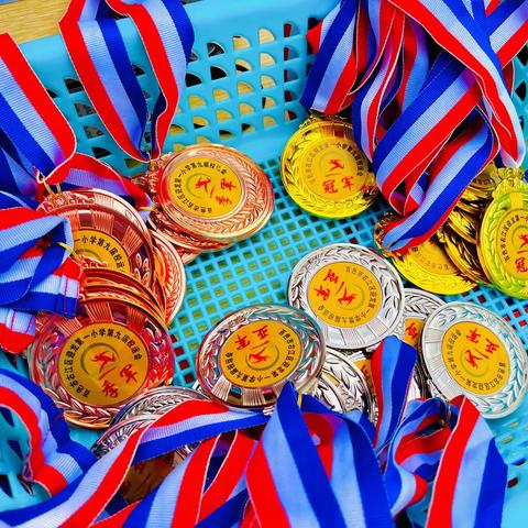 不等扬鞭自奋蹄——五7班第十五周纪事