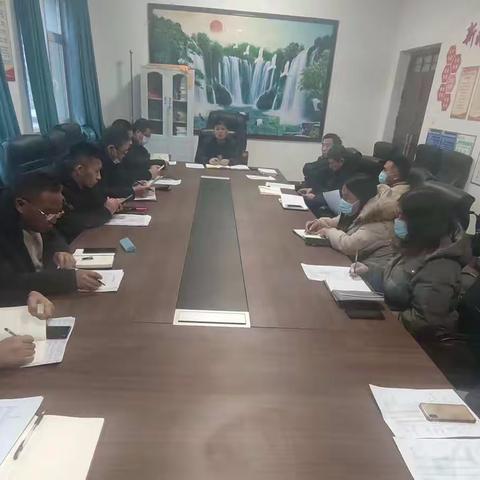 回隆镇召开干部作风提升年推进会