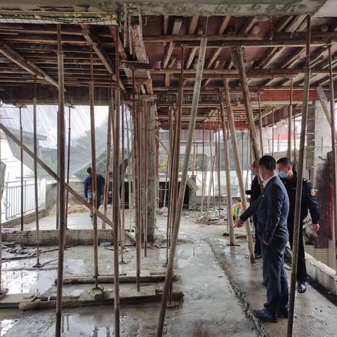 坚持疫情防控与“两违”治理同开展、两不误