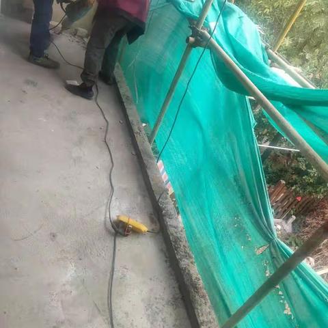 拆违治违，持续发力