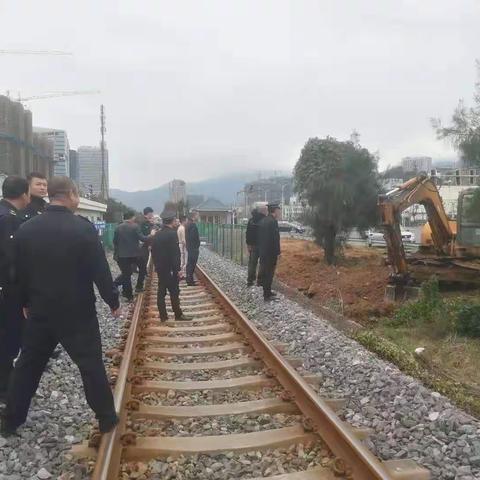 美化市容环境，迎接世遗大会