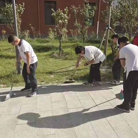 授田  六五毕业课程   我为学校做贡献