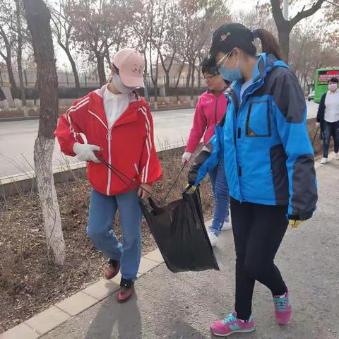 环境清洁 人民幸福 城市美丽——乌西路街道开展“我为环境添彩”卫生整治活动