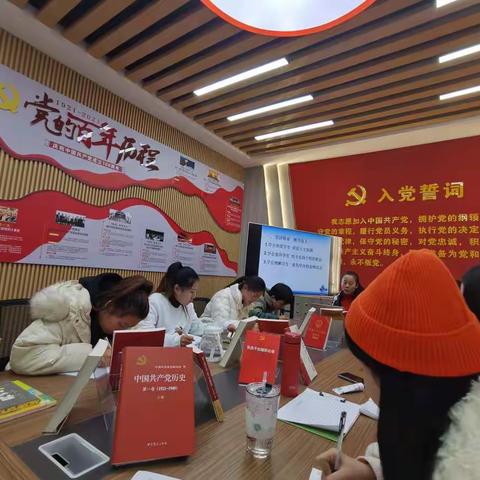 “青春奋斗正当时，筑梦教育新征途”——二十八团梨华中学青年教师培训纪实