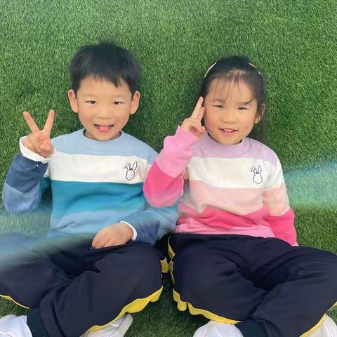 【星河湾幼儿园】乐乐一班王若涵、王若潇成长记录❤️