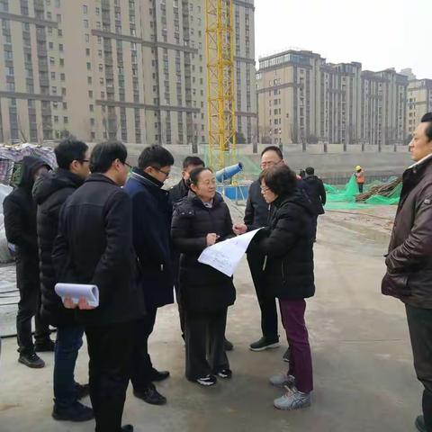 西安市应急管理局行政审批处赴浐灞生态区对陕西中油和众油品销售有限公司广运潭西路加油站进行安全审查