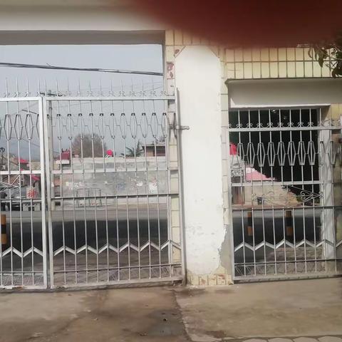 义务辅导助力快乐周末， ……   阳平镇香什小学