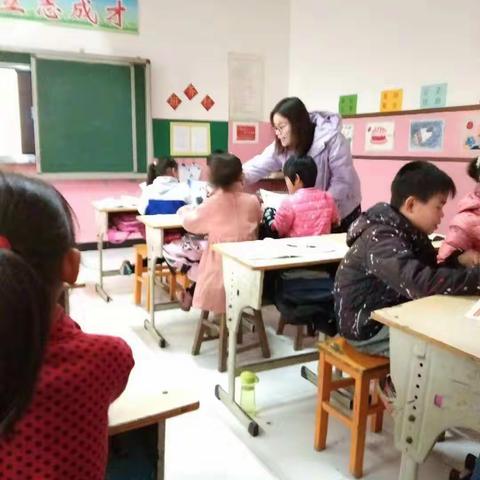 龙湾镇大步村小学与小步村小学英语交流活动