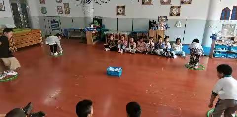 辽中区第二小学幼儿园大三班室内游戏