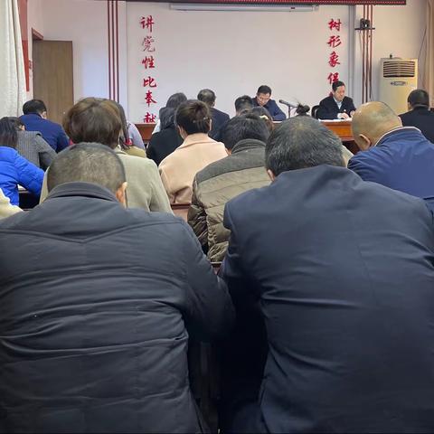 临渭区卫健局召开创文评估推进会