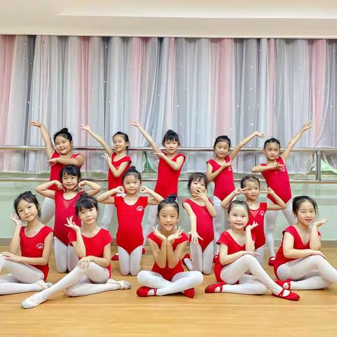🌸季忆留夏  时光有你💗二级一班小花👯‍♀️